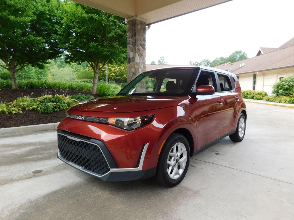 2024 Kia Soul LX photo 7