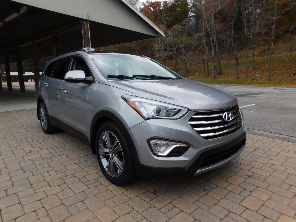 2016 Hyundai Santa Fe SE
